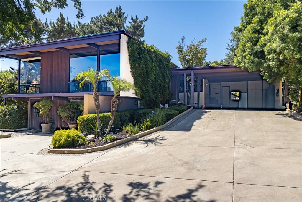 Redlands, CA 92373,1653 W Cypress AVE