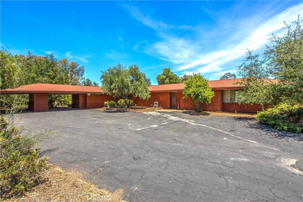 Redlands, CA 92373,30515 E Sunset Dr S