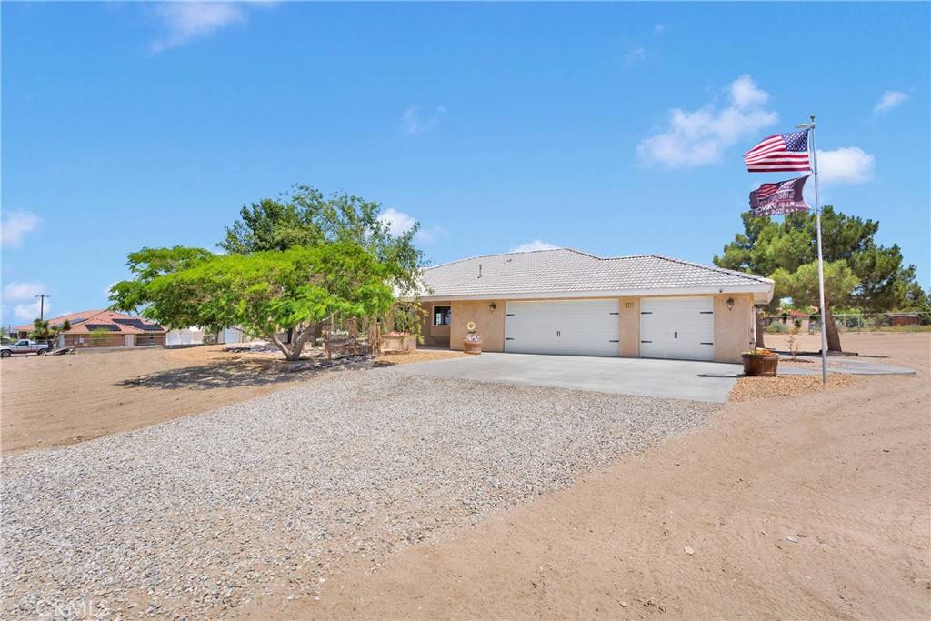 Phelan, CA 92371,9525 Cambria CT