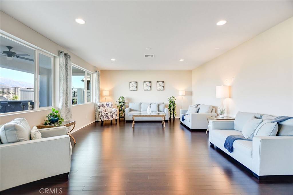 Beaumont, CA 92223,35212 Smith AVE