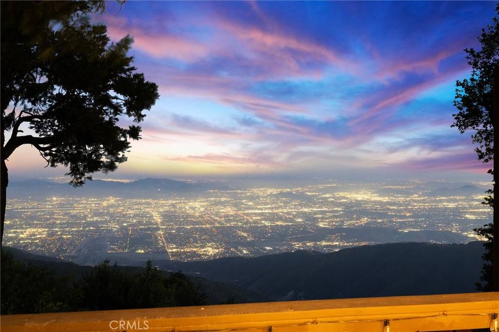 Crestline, CA 92325,24251 Great View DR