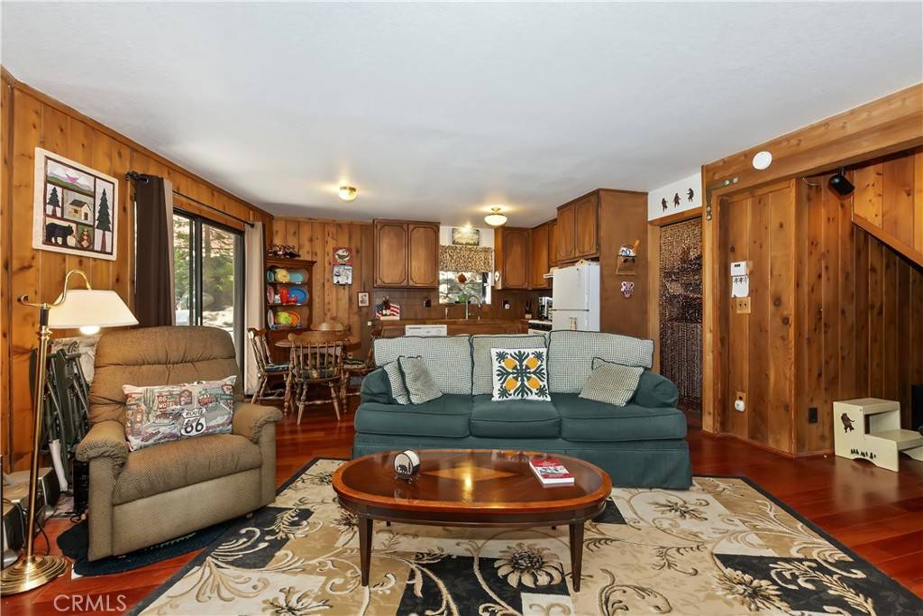 Twin Peaks, CA 92391,305 Cedarbrook DR