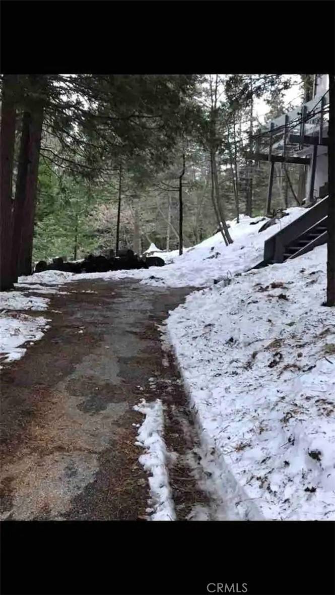 Twin Peaks, CA 92391,26415 Fernrock RD
