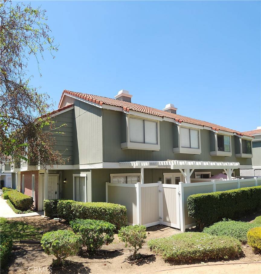 Diamond Bar, CA 91765,980 Golden Springs DR #A