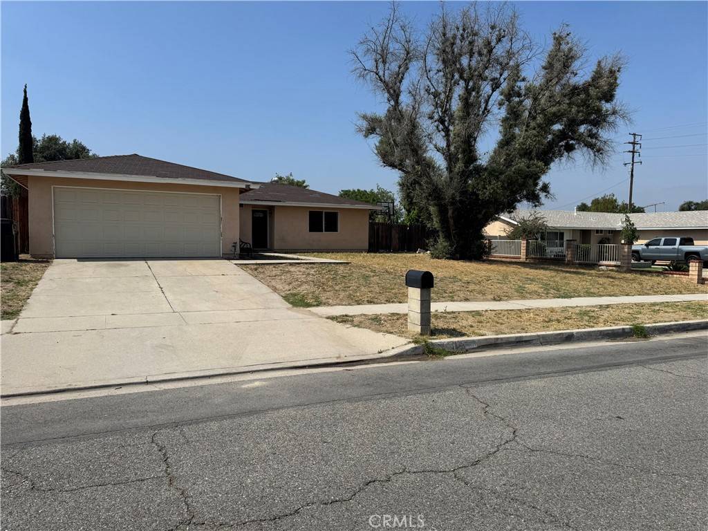 Redlands, CA 92374,824 Hartzell AVE