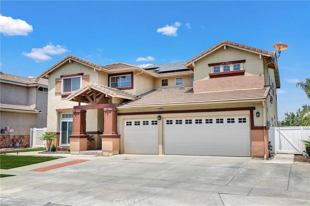 Corona, CA 92882,575 Rembrandt DR