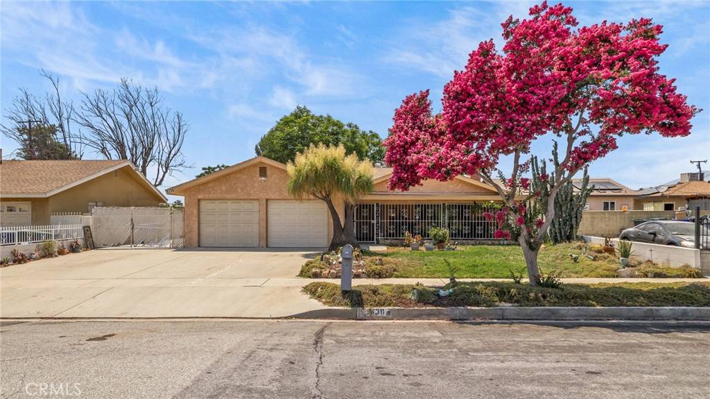 Fontana, CA 92335,9130 Pinyon AVE