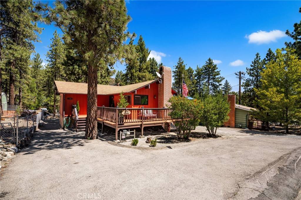 Wrightwood, CA 92397,1876 Thrush RD