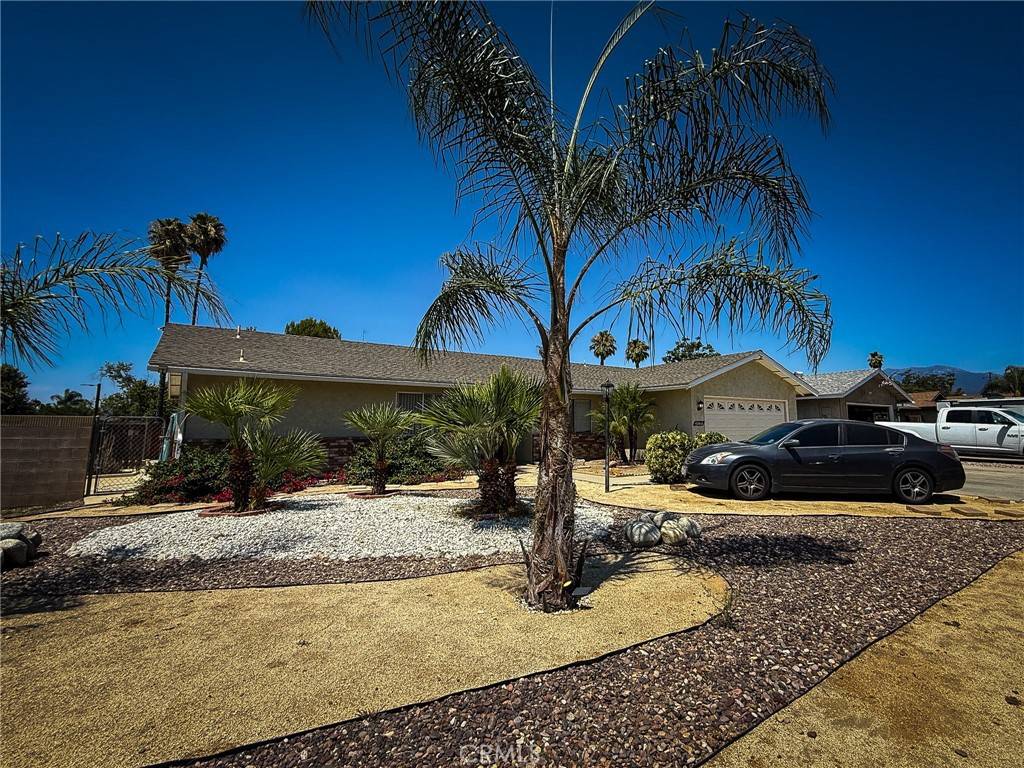 Hemet, CA 92544,40414 Marsha CT