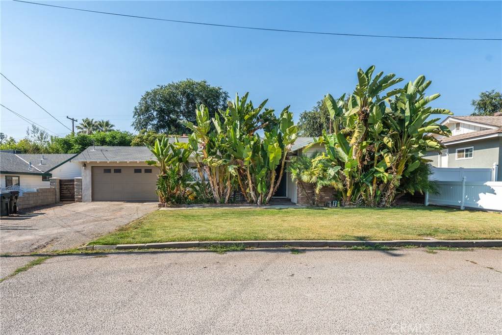 Yucaipa, CA 92399,34746 View DR