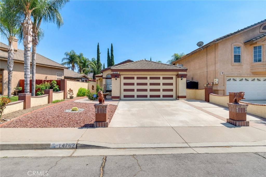 Fontana, CA 92337,14763 Shadow DR