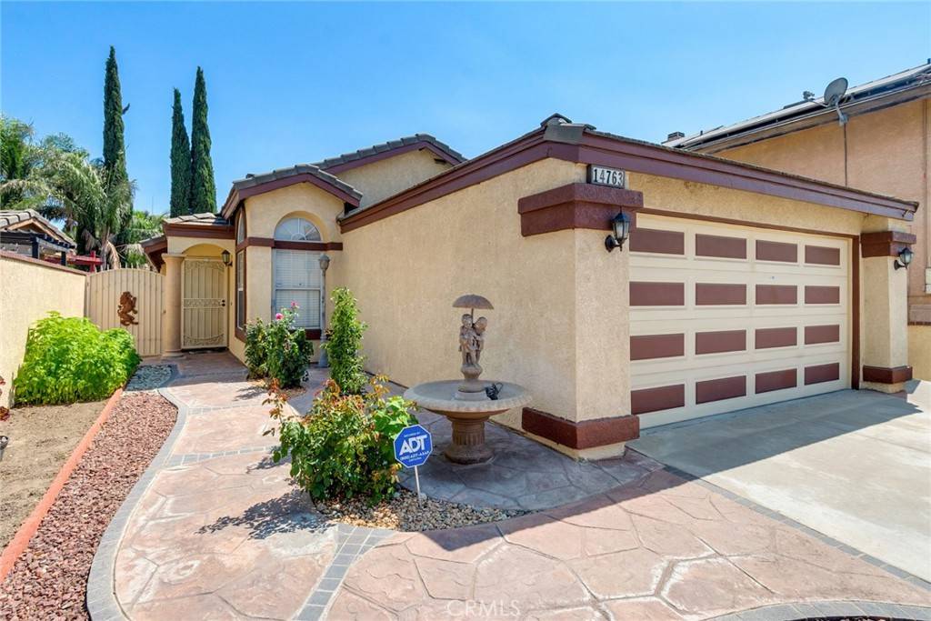 Fontana, CA 92337,14763 Shadow DR