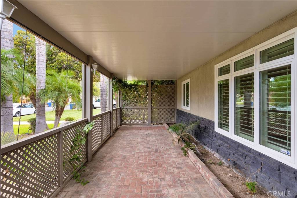 Riverside, CA 92504,5395 Granada AVE