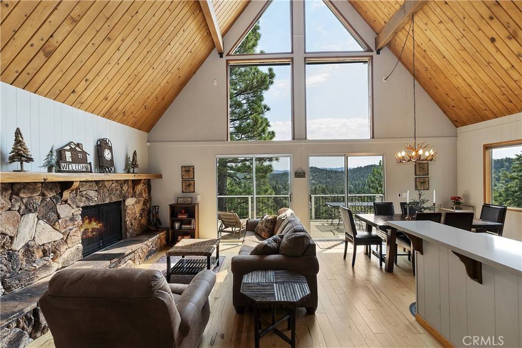 Lake Arrowhead, CA 92352,26354 Spyglass DR