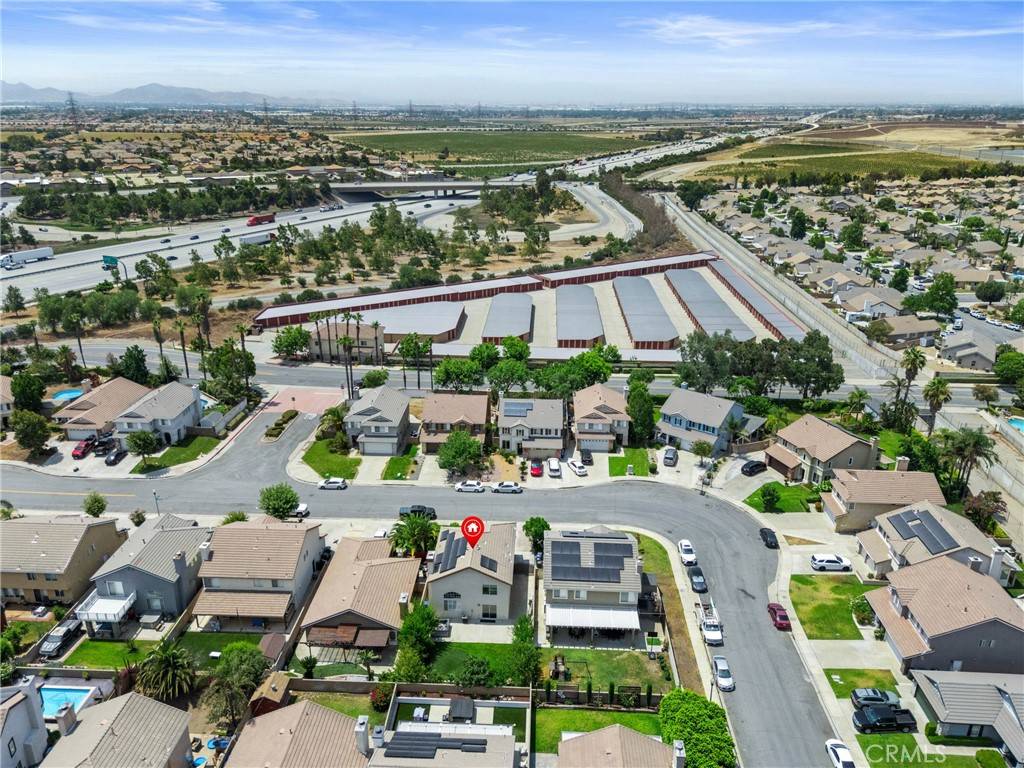 Fontana, CA 92336,14998 Mustang LN
