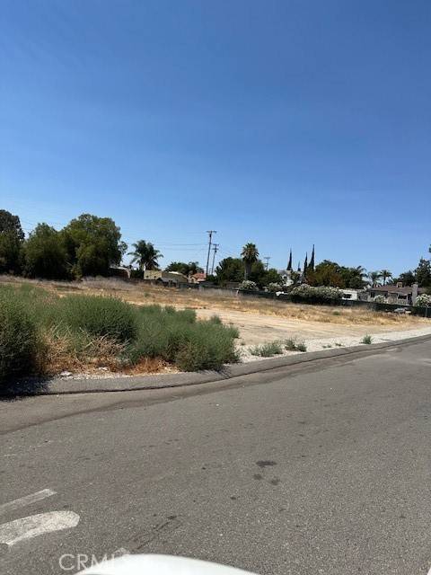 Lake Elsinore, CA 92530,305 Line ST