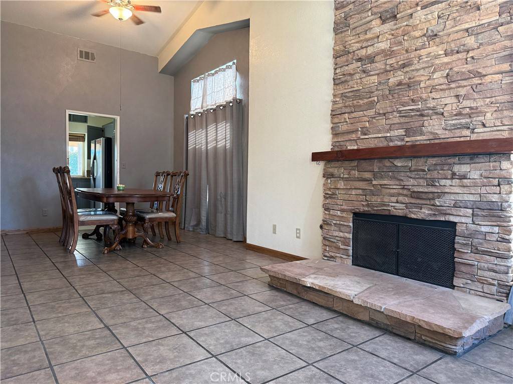 Victorville, CA 92392,12997 San Lucas DR