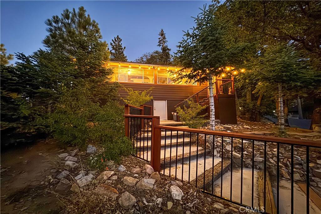 Big Bear Lake, CA 92315,43418 Ridge Crest DR