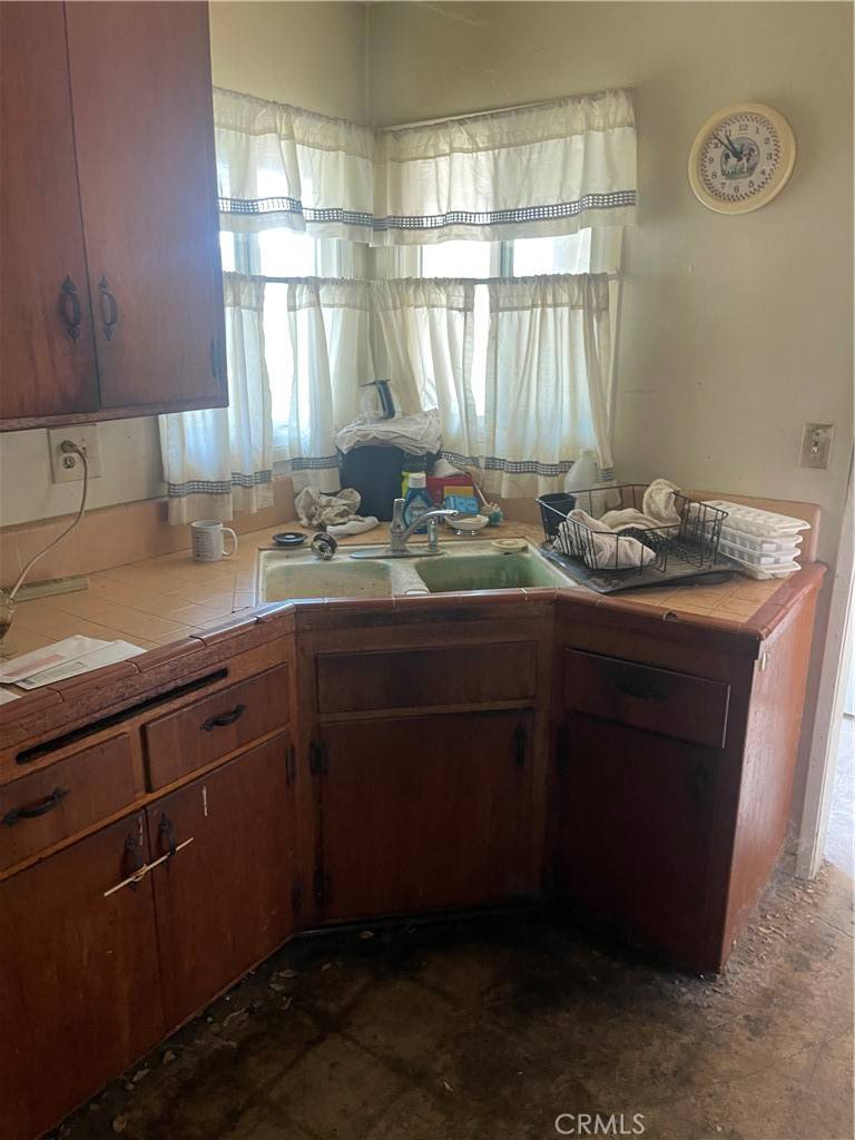 Riverside, CA 92504,7702 cassia ave
