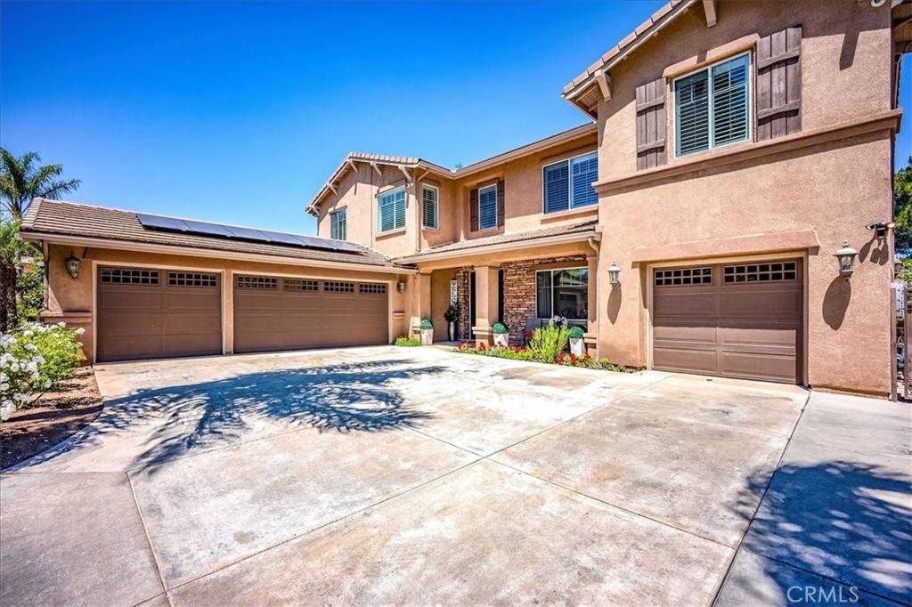 Corona, CA 92881,3535 Sunmeadow CIR