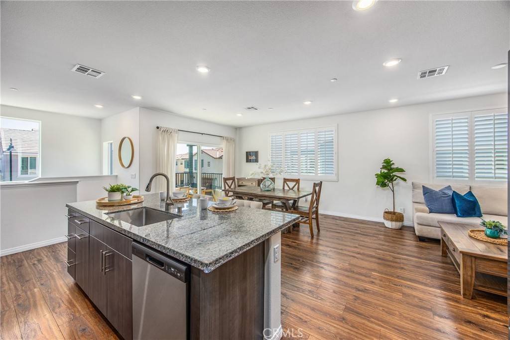 Fontana, CA 92336,15210 Horizon ST #10