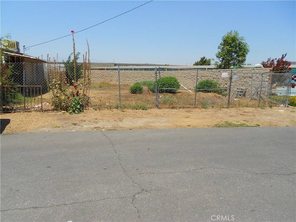 Corona, CA 92879,1109 QUARRY ST