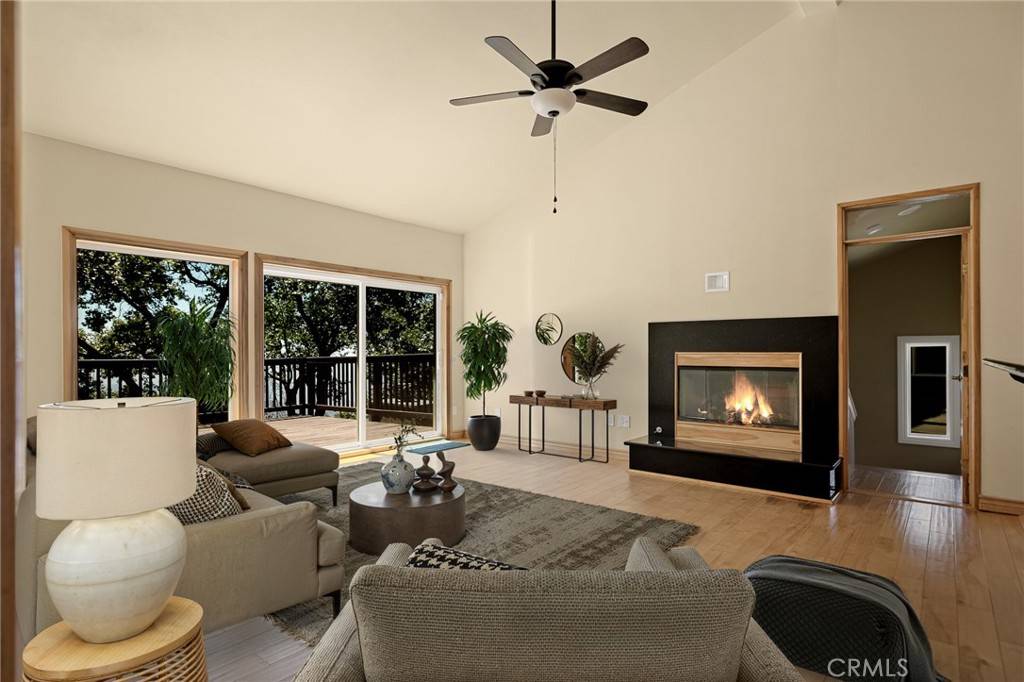 Running Springs, CA 92382,2461 Spring Oak DR