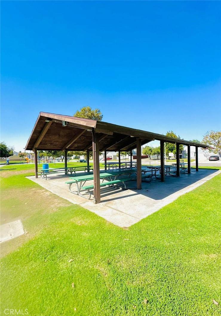 Colton, CA 92324,1949 Cottonwood DR
