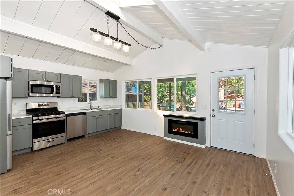 Sugarloaf, CA 92386,740 Riverside AVE