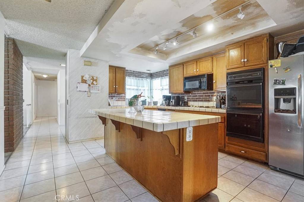 Corona, CA 92879,1991 Wren AVE