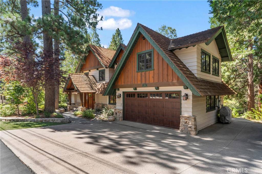 Lake Arrowhead, CA 92352,27713 High Knoll RD