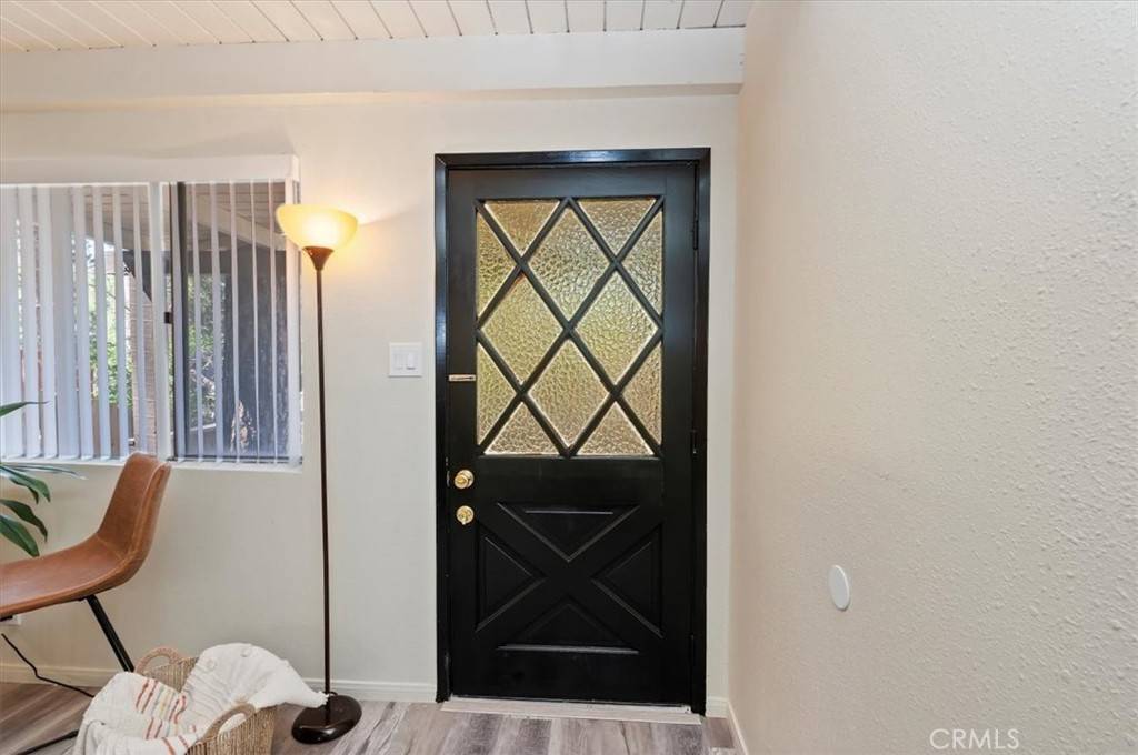 Crestline, CA 92325,22988 Pine LN