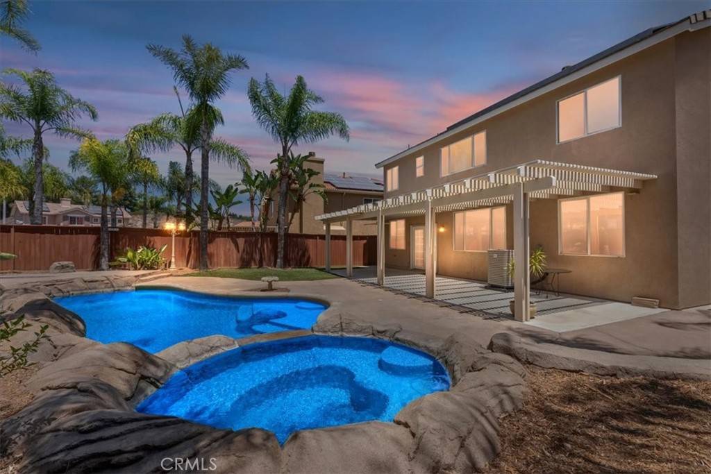 Corona, CA 92883,22695 Passionflower CT