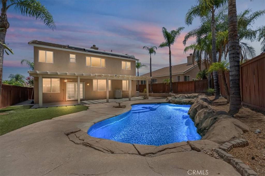 Corona, CA 92883,22695 Passionflower CT