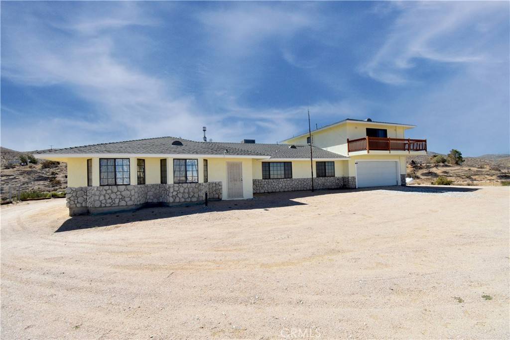 Apple Valley, CA 92308,8448 Milpas DR