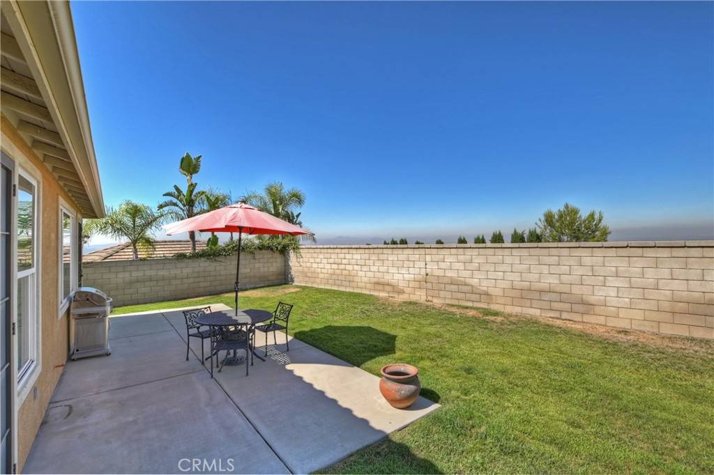 Highland, CA 92346,6492 Emmerton LN