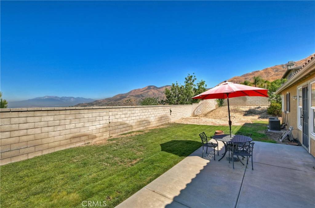 Highland, CA 92346,6492 Emmerton LN