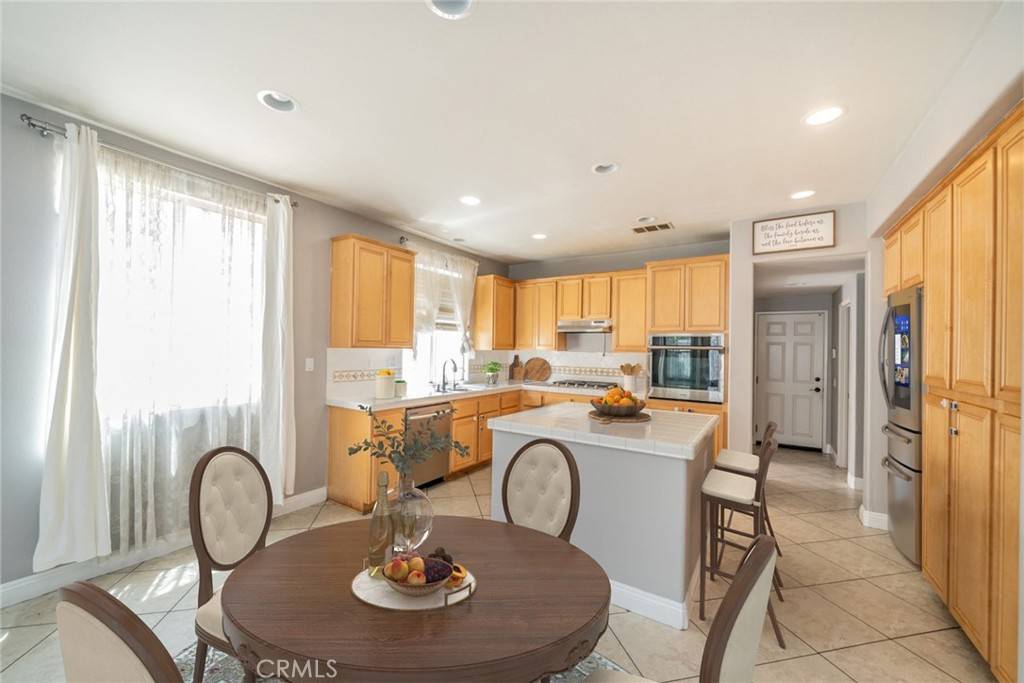 Eastvale, CA 92880,7422 Cobble Creek DR