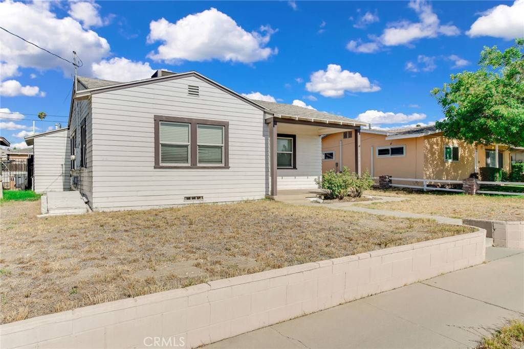 Redlands, CA 92374,1636 Webster ST