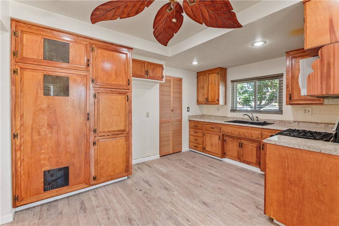 Baldwin Park, CA 91706,13424 Rockway DR
