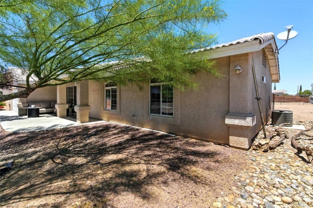 Hesperia, CA 92345,16662 Joshua ST