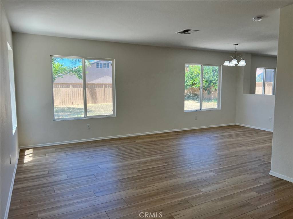 Murrieta, CA 92563,39293 Cayman CT