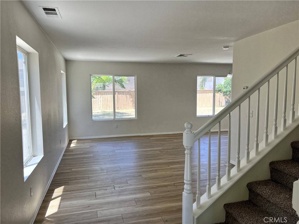 Murrieta, CA 92563,39293 Cayman CT