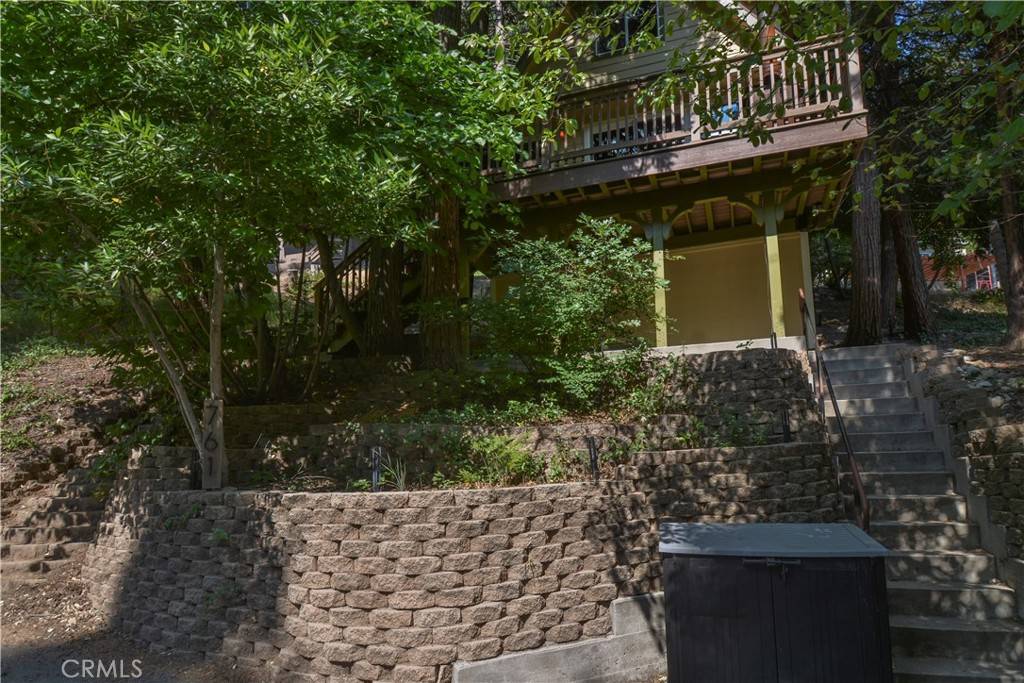 Lake Arrowhead, CA 92352,761 Arrowhead Villa RD