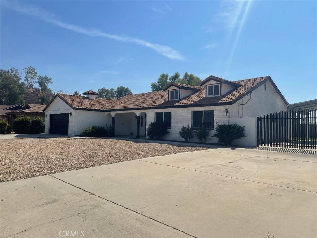 Hemet, CA 92544,26597 Meridian ST