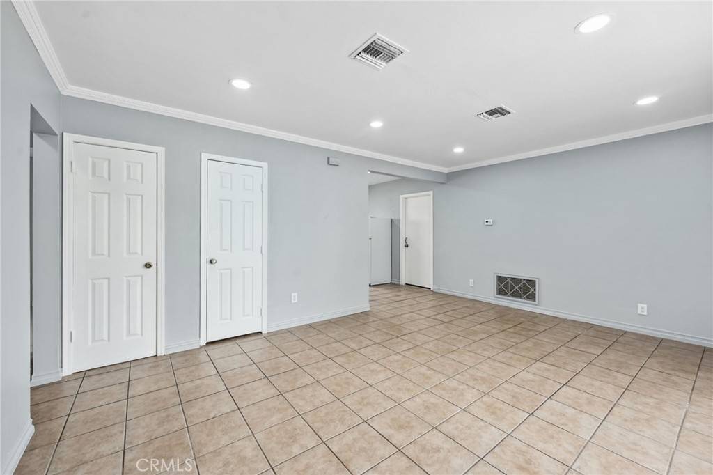 Redlands, CA 92374,820 Carlotta CT