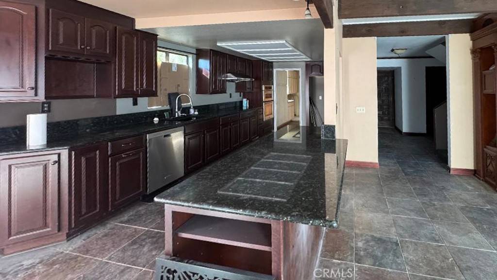 Perris, CA 92570,15598 Multiview DR