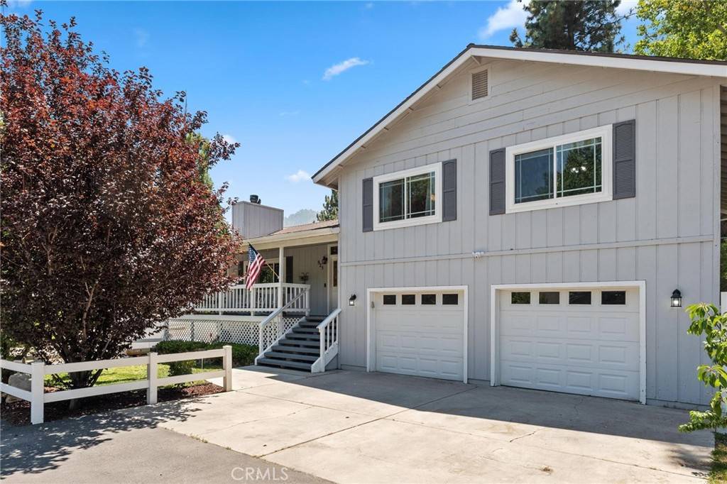 Wrightwood, CA 92397,925 Apple AVE