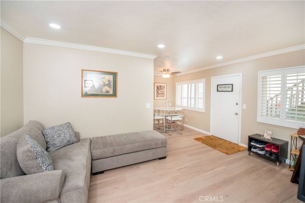 Orange, CA 92868,611 S La Veta Park CIR #CI119