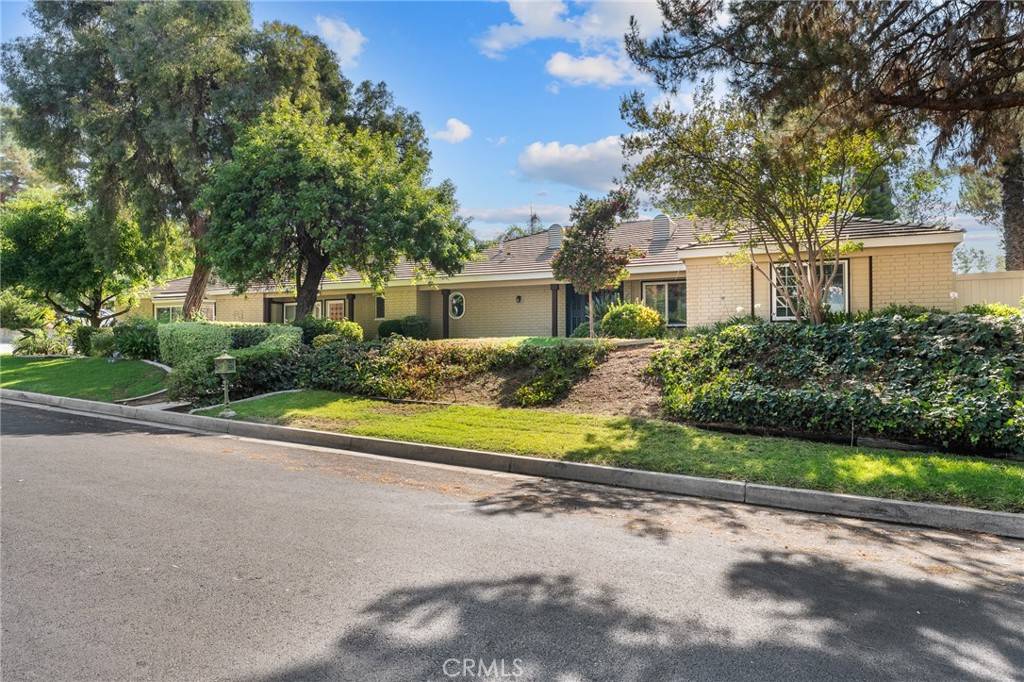 Redlands, CA 92373,1710 Fairmont DR